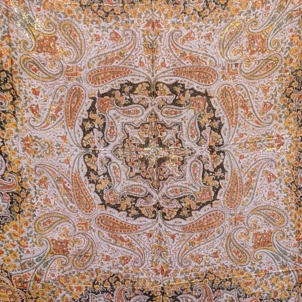 NWOT Beckwoman 37"x38" Gold Metallic Indian Cotton Square Scarf - Picture 3 of 4